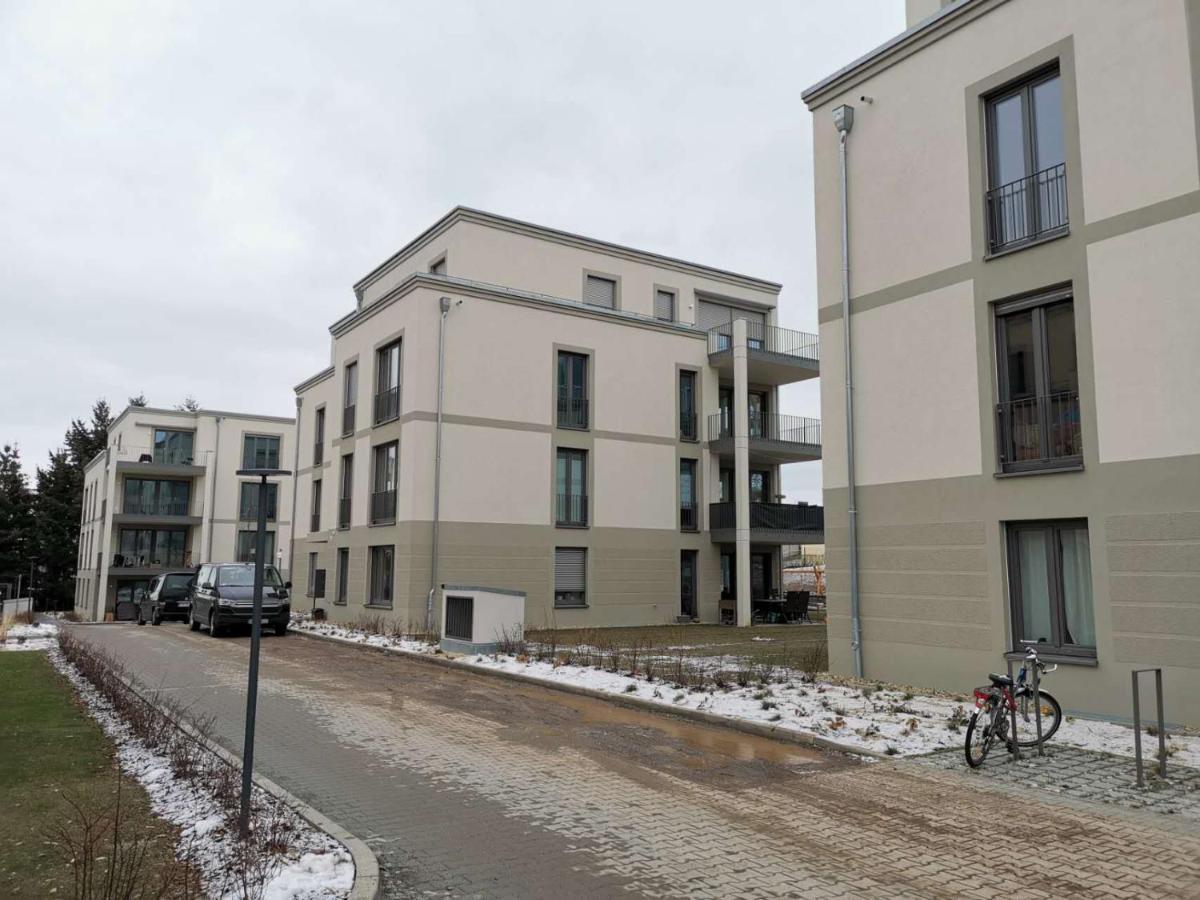 Gemuetliches Privatzimmer In Geraeumiger Gemeinschaftswohnung Dresda Exterior foto
