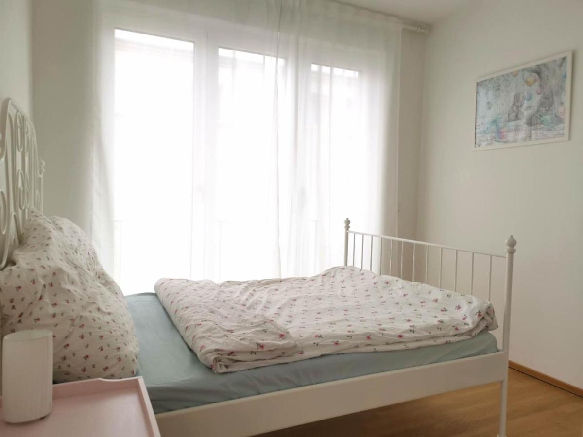 Gemuetliches Privatzimmer In Geraeumiger Gemeinschaftswohnung Dresda Exterior foto