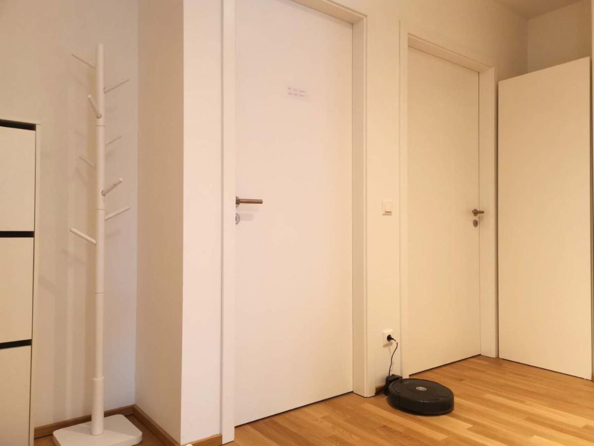 Gemuetliches Privatzimmer In Geraeumiger Gemeinschaftswohnung Dresda Exterior foto